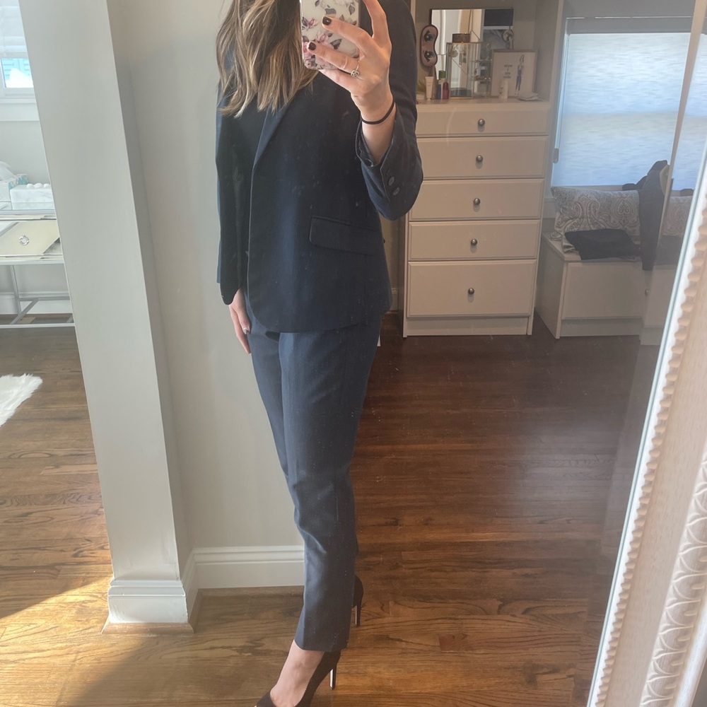 Kenneth Cole petite ankle length suit pants - size 4P. Part of a full suit - Picture 5 of 7